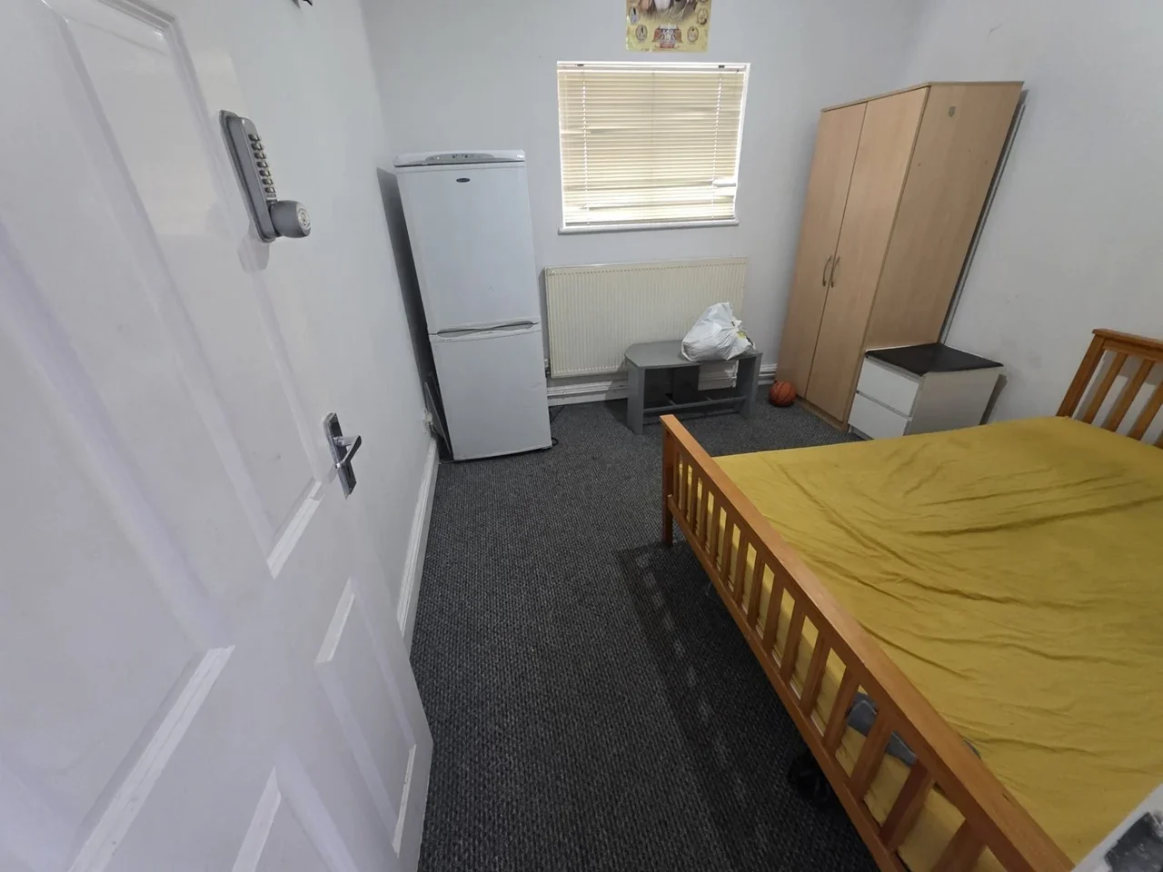 Flat Shaftesbury Waye in Greater London