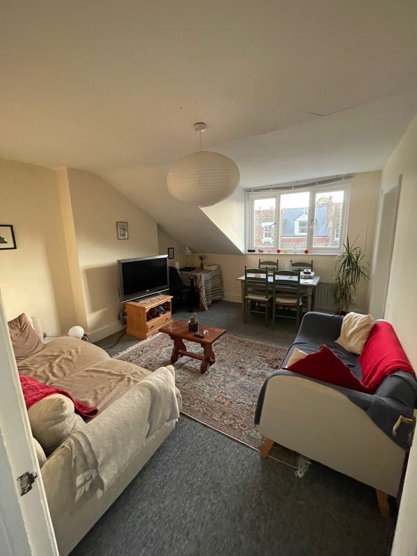 Room Brailsford Road in Greater London