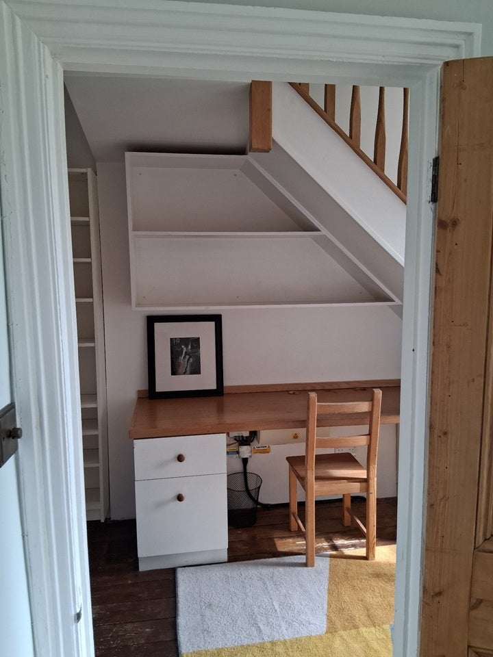 Flat Emmanuel Road in Greater London
