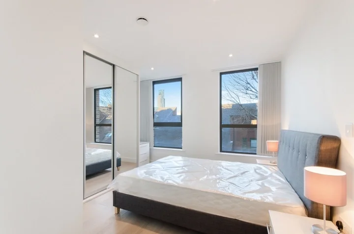 Flat Wentworth Street in Greater London