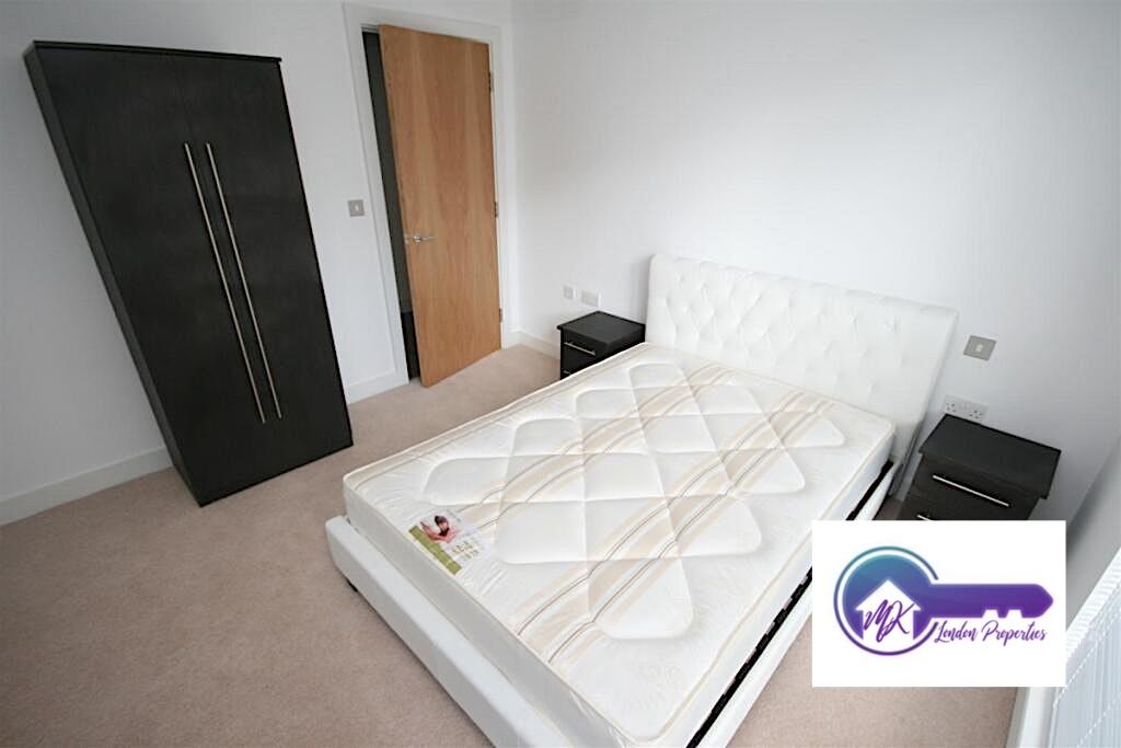 Flat Compton Street in Greater London