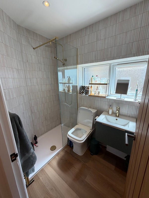 Room Astbury Road in Greater London