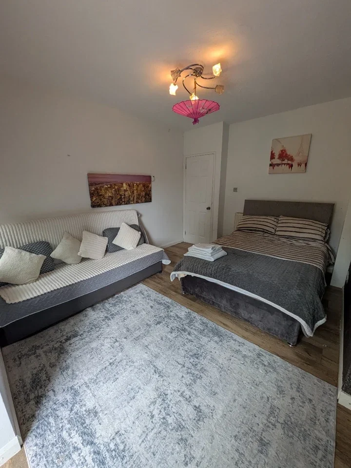 Room Southern Row in Greater London
