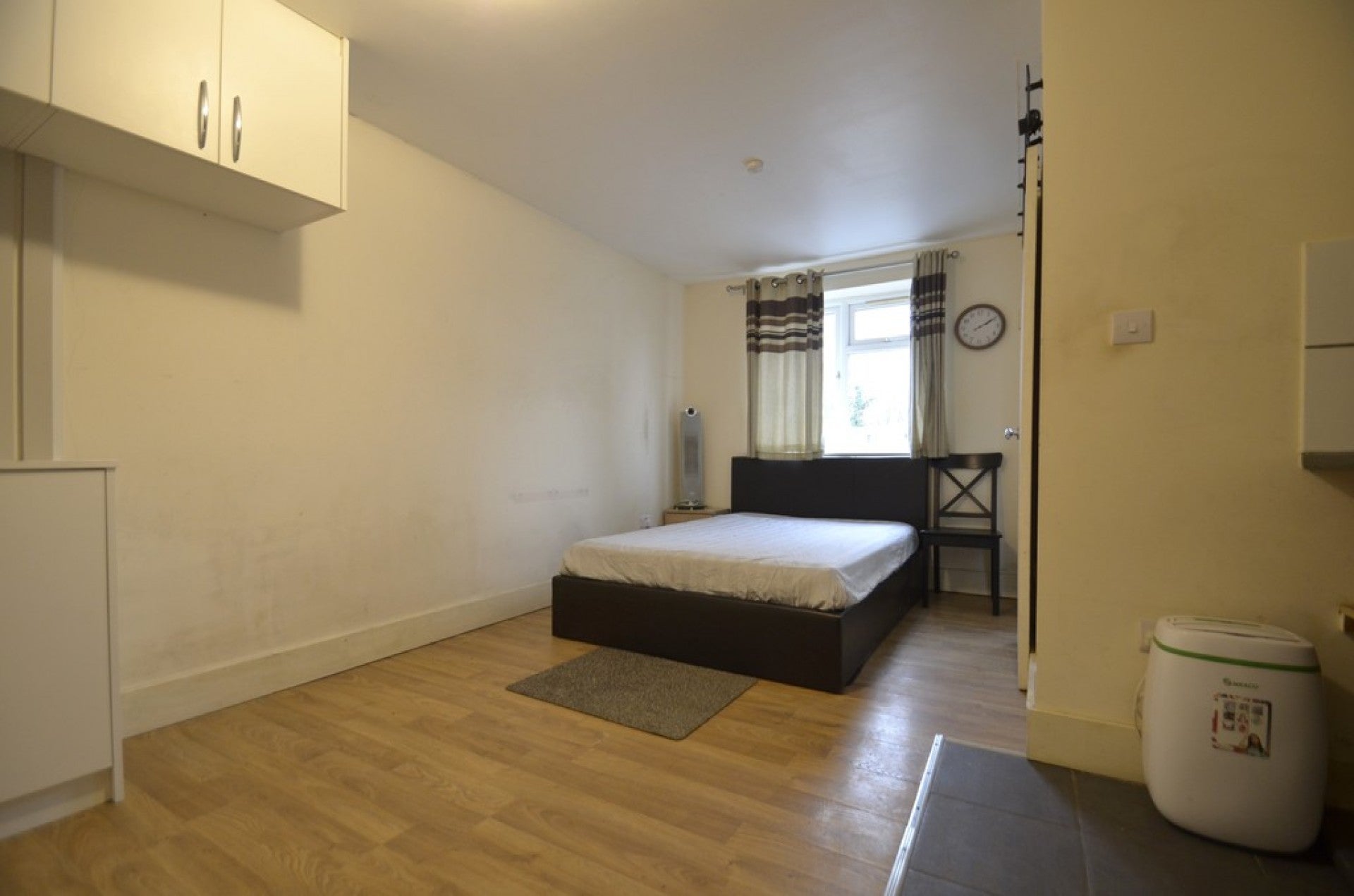 Flat Bethany Waye in Greater London
