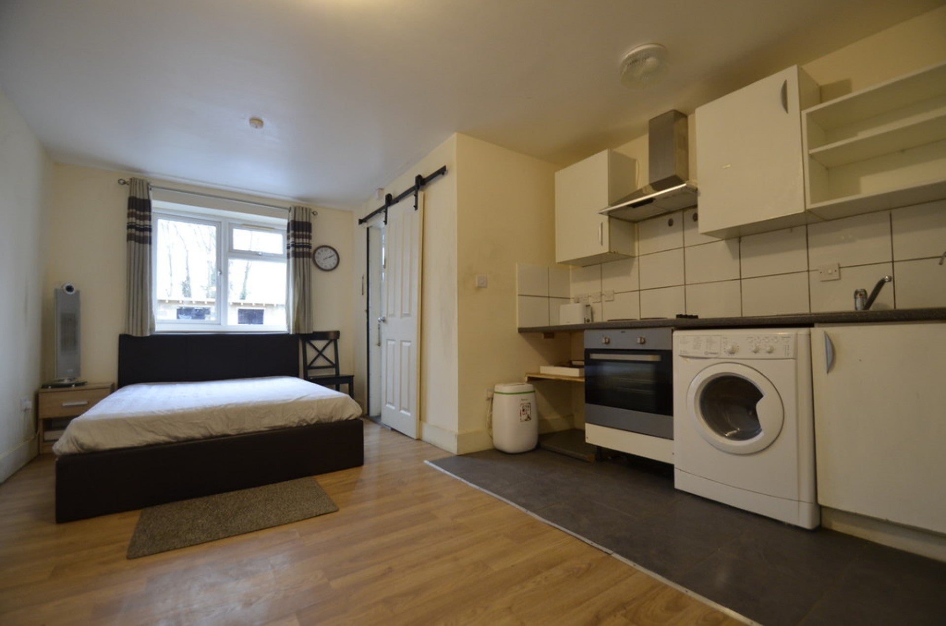 Flat Bethany Waye in Greater London