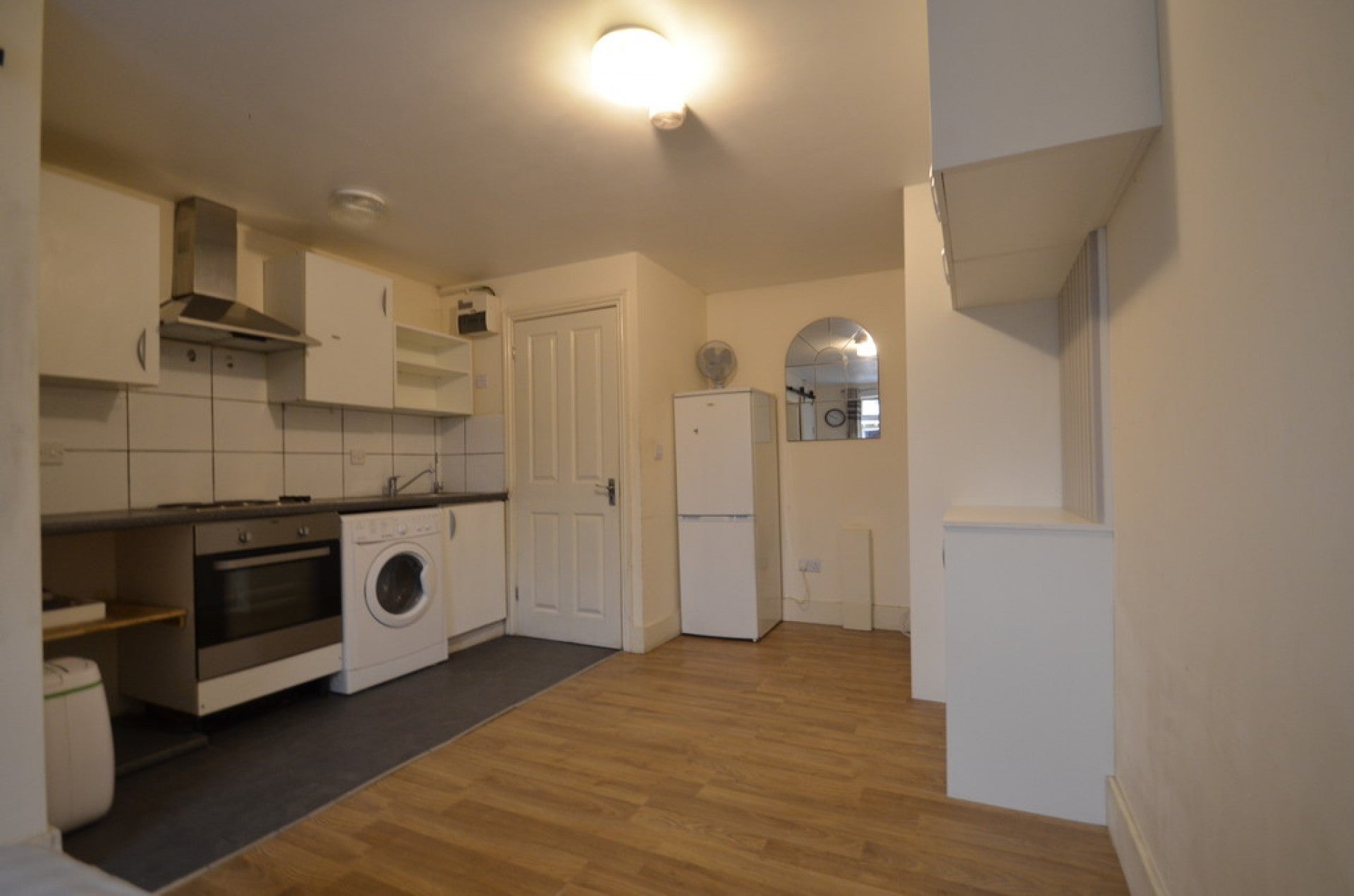 Flat Bethany Waye in Greater London