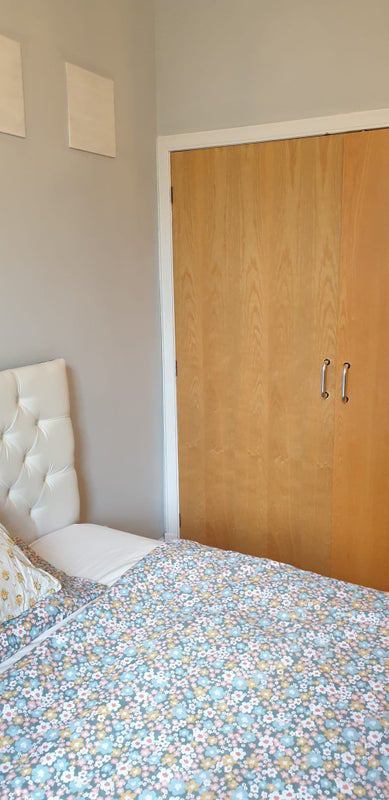 Room McCulloch Street in Glasgow