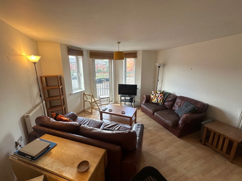Room Wilmslow Road in Manchester