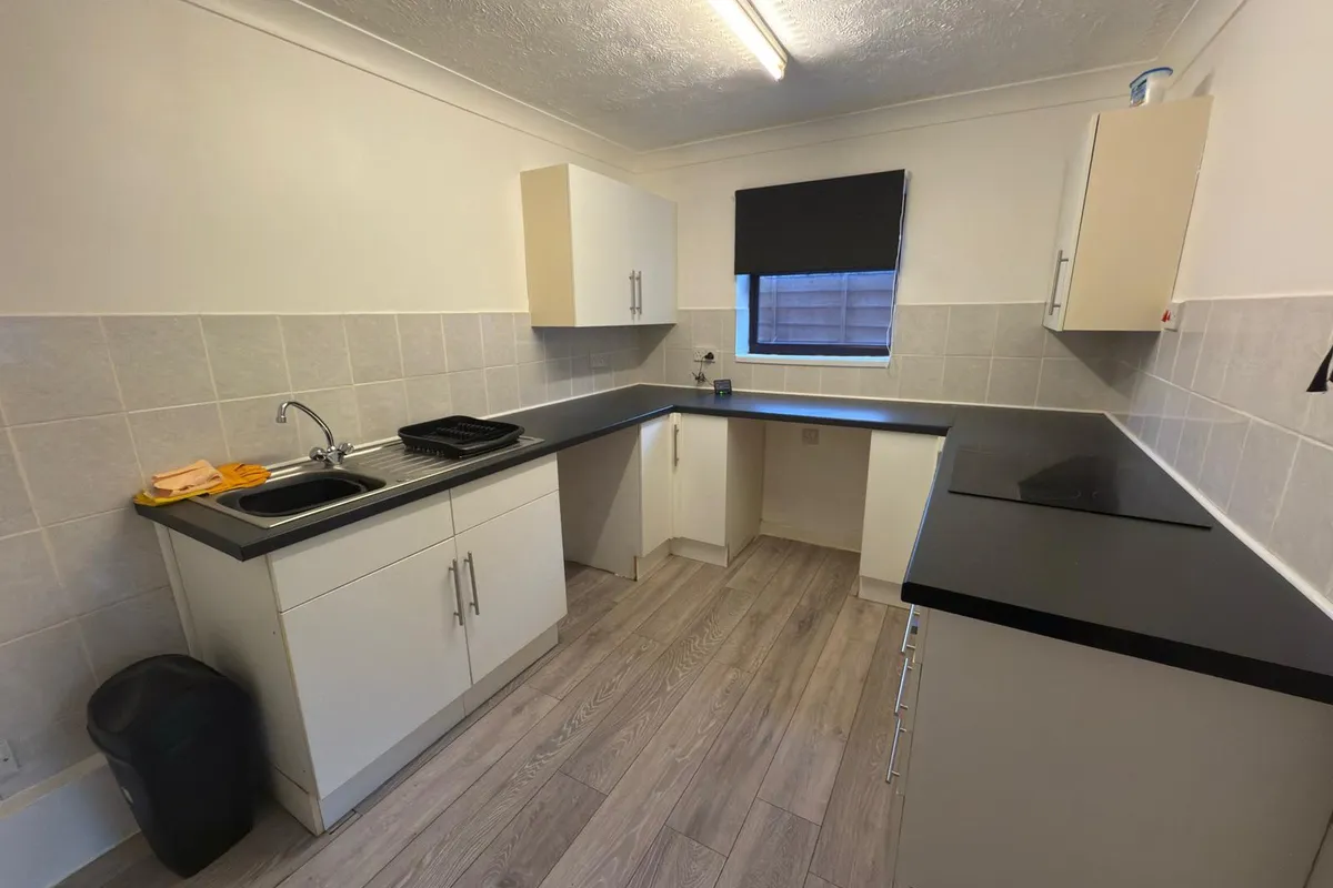 Flat The Crossways in Gosport