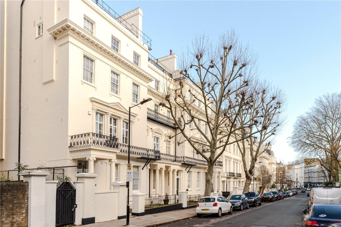 Flat Craven Hill in City of Westminster