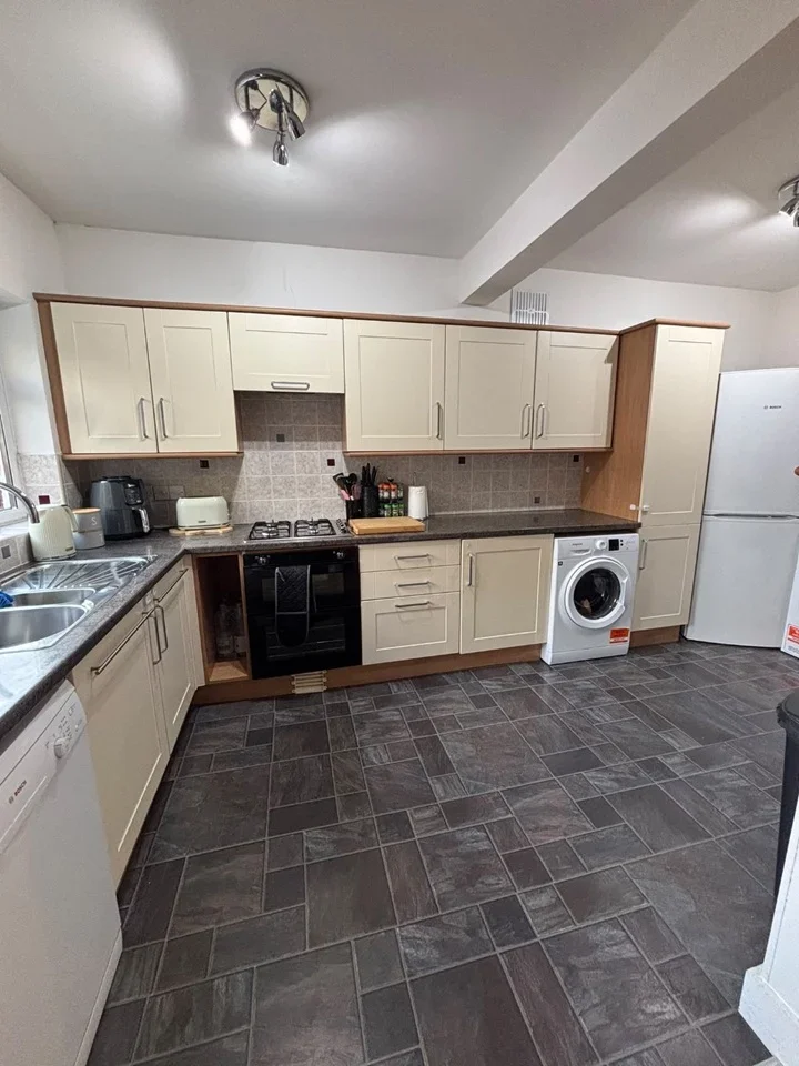 House Paulinus Close in Greater London