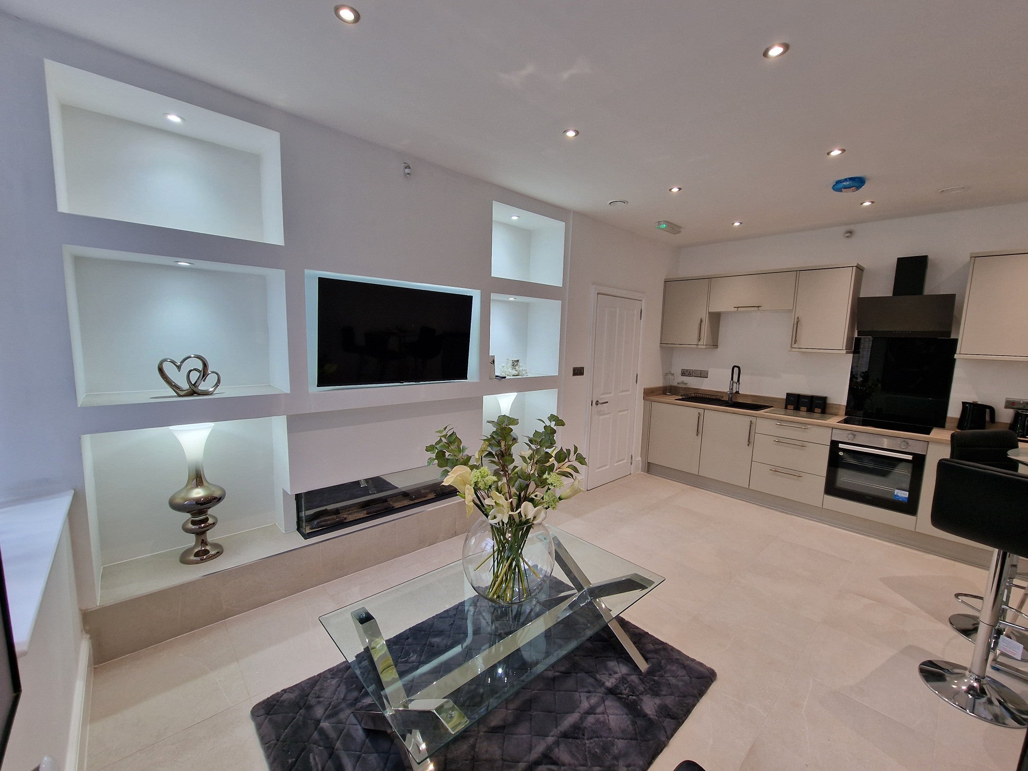 Flat Holdsworth Street in Bradford