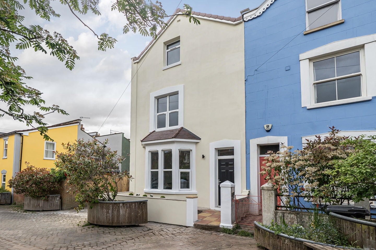 House Milford Street in Bristol