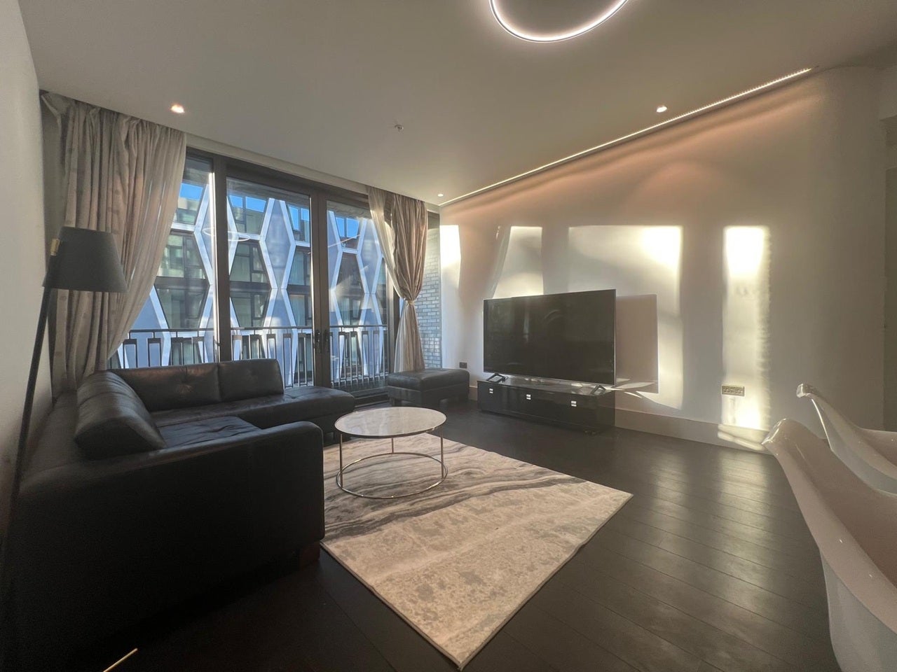 Flat Victoria Street in City of Westminster