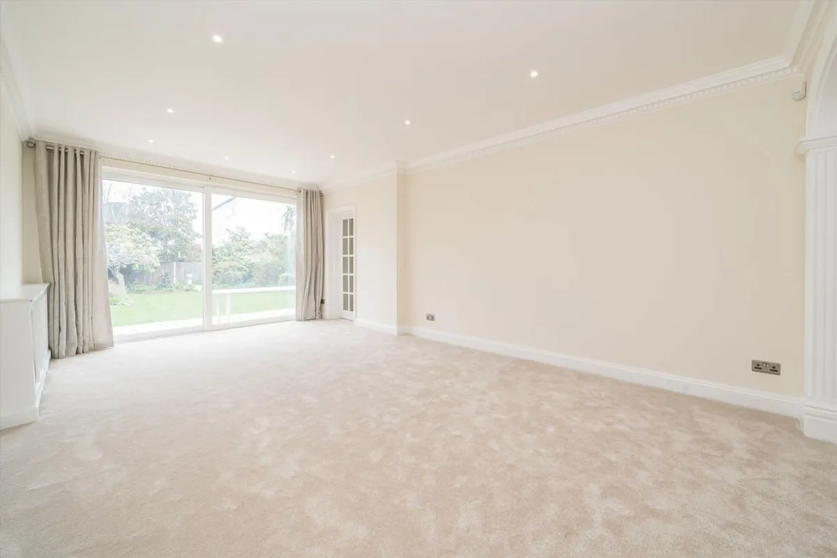 House Ashbourne Road in Greater London