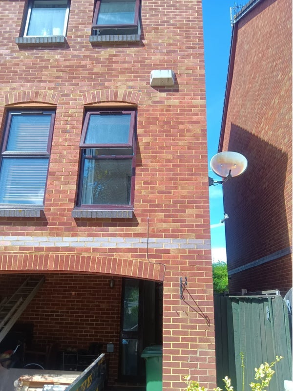 Room Farriers Road in Epsom and Ewell