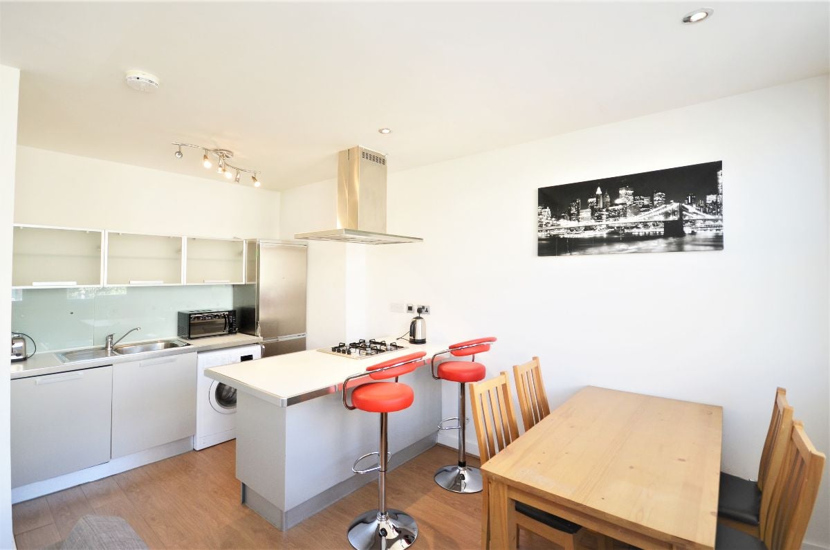 Flat Frampton Street in City of Westminster