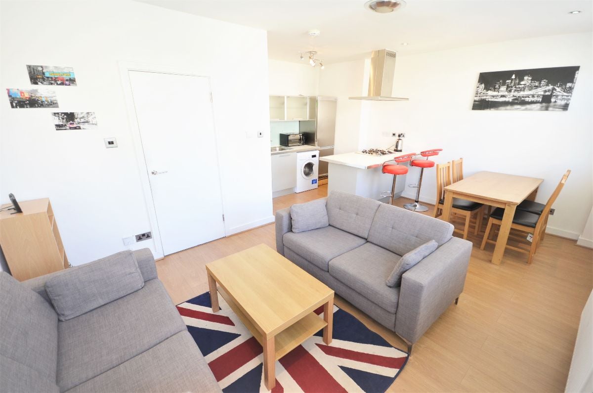 Flat Frampton Street in City of Westminster