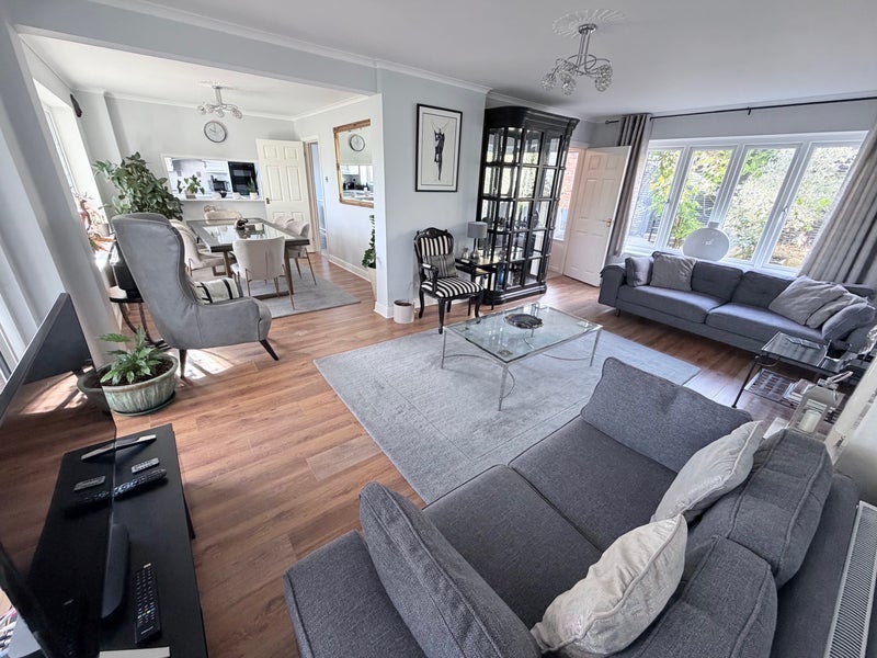 House Woodlands Close in Gerrards Cross