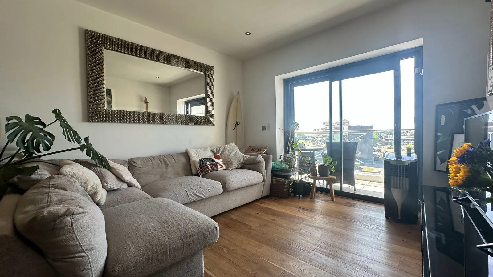 Flat Kingman Way in Greenham