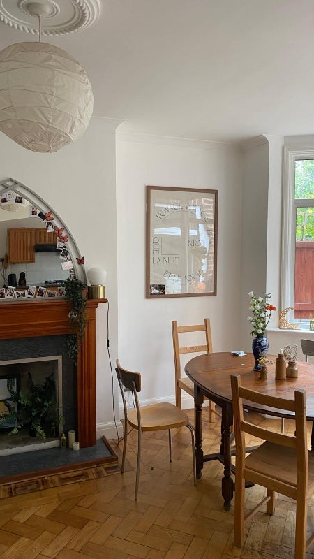 Room Sharon Gardens in Greater London