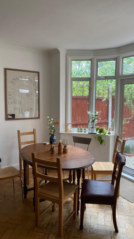 Room Sharon Gardens in Greater London