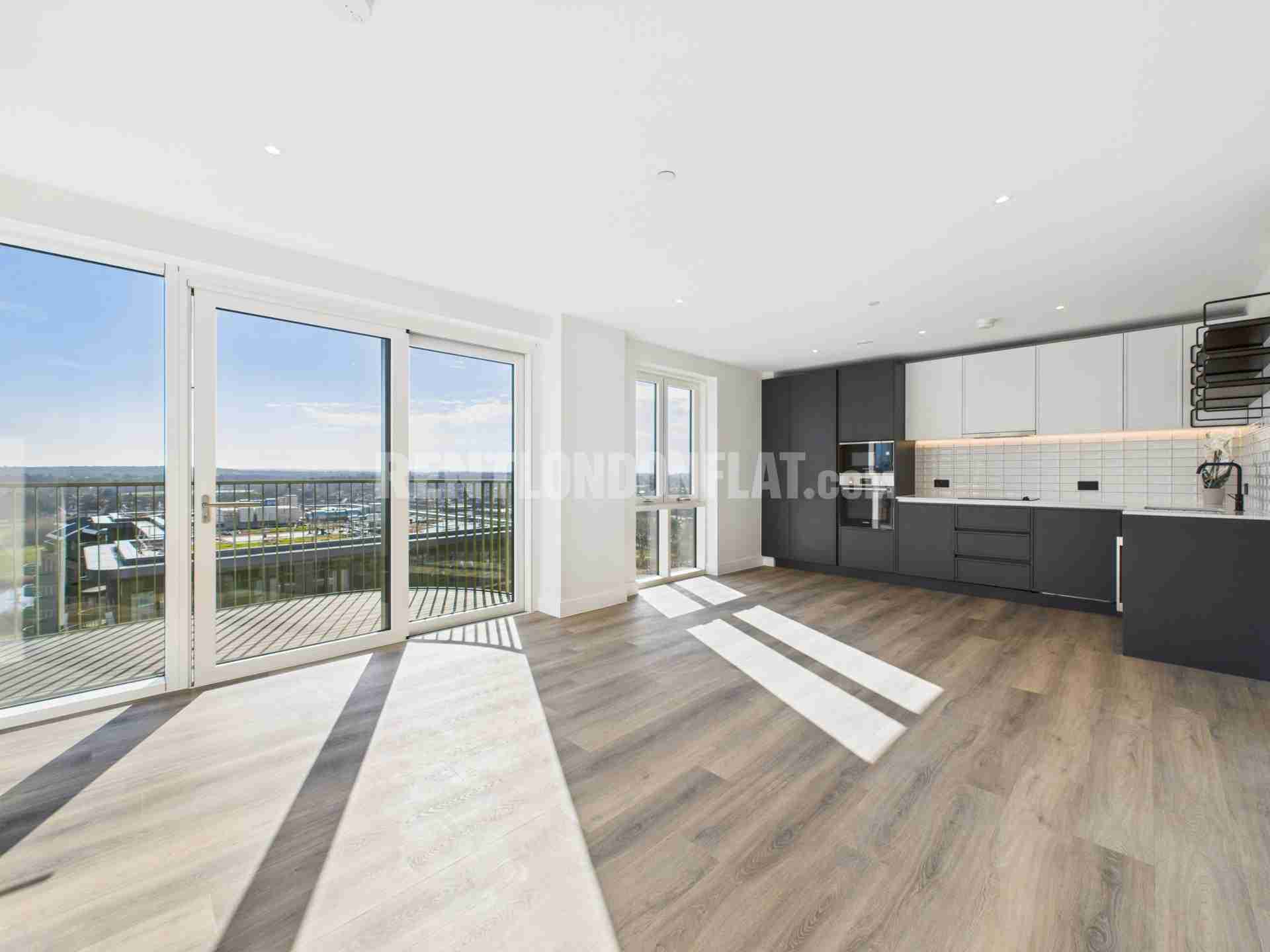 Flat Townsend Road in Greater London