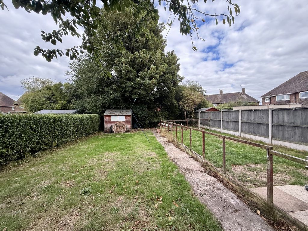 House James Way in Donnington