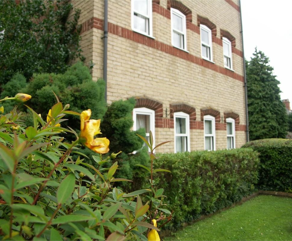 Flat Market Street in South Cambridgeshire