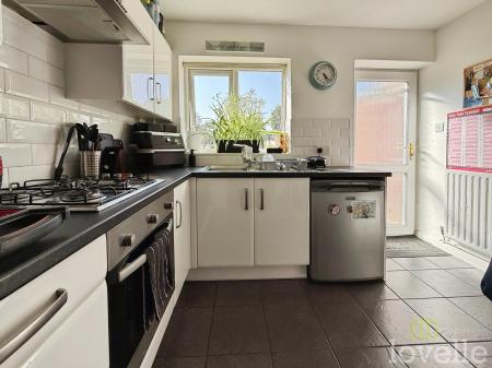 House Regents Park Close in North Kesteven
