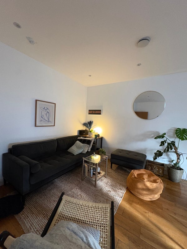 Room Richmond Road in Greater London