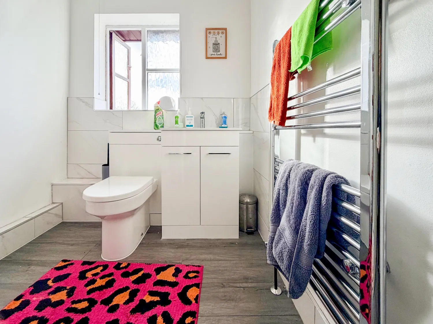 Room Turnpike Close in Worcester