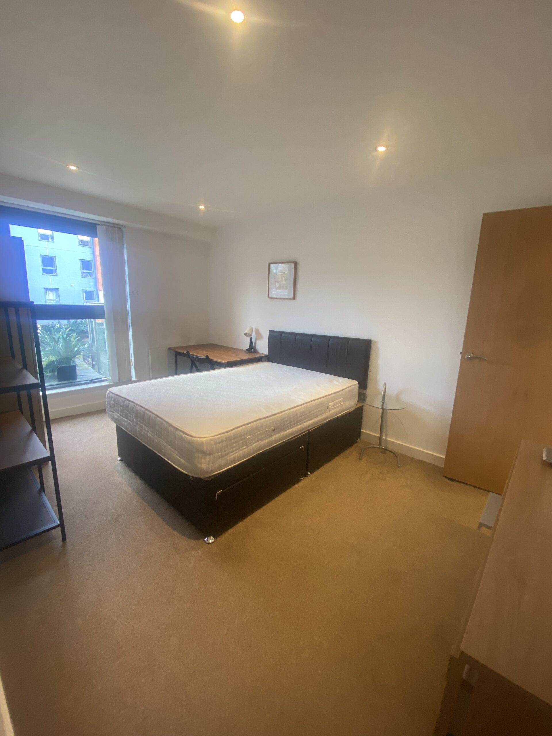 Flat Fitzwilliam Street in Sheffield