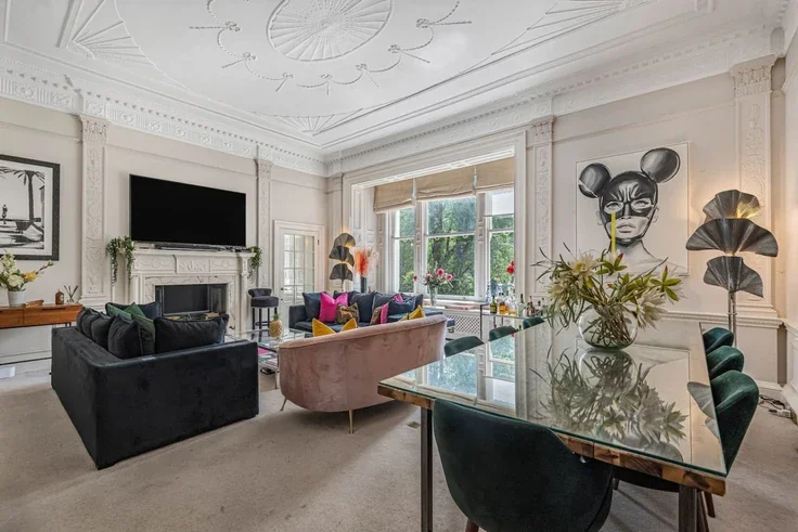 Flat Addison Road in Greater London