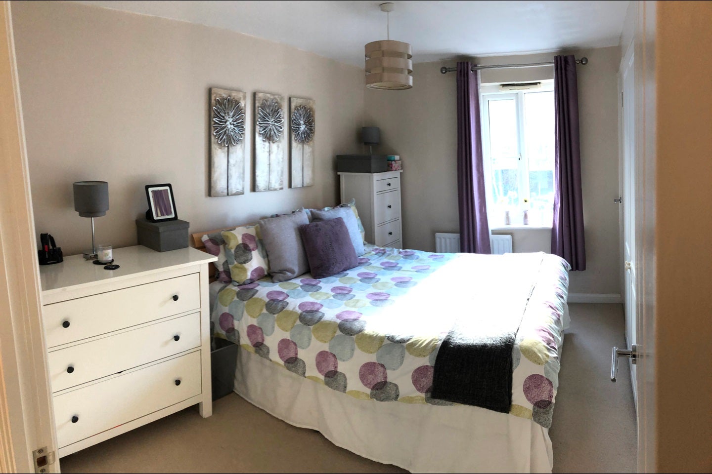 Flat Ffordd James McGhan in Cardiff