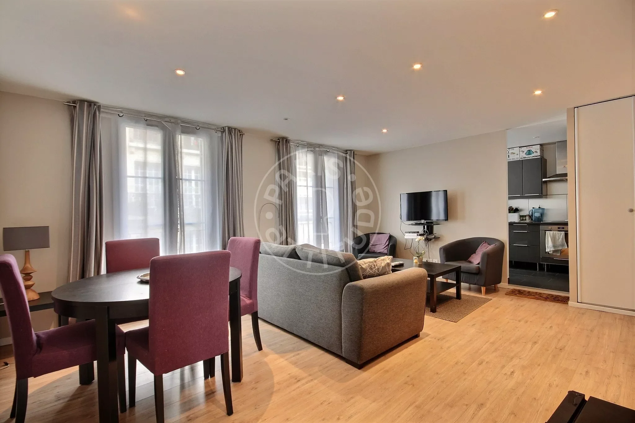 Flat Rue d'Orléans in Neuilly-sur-Seine