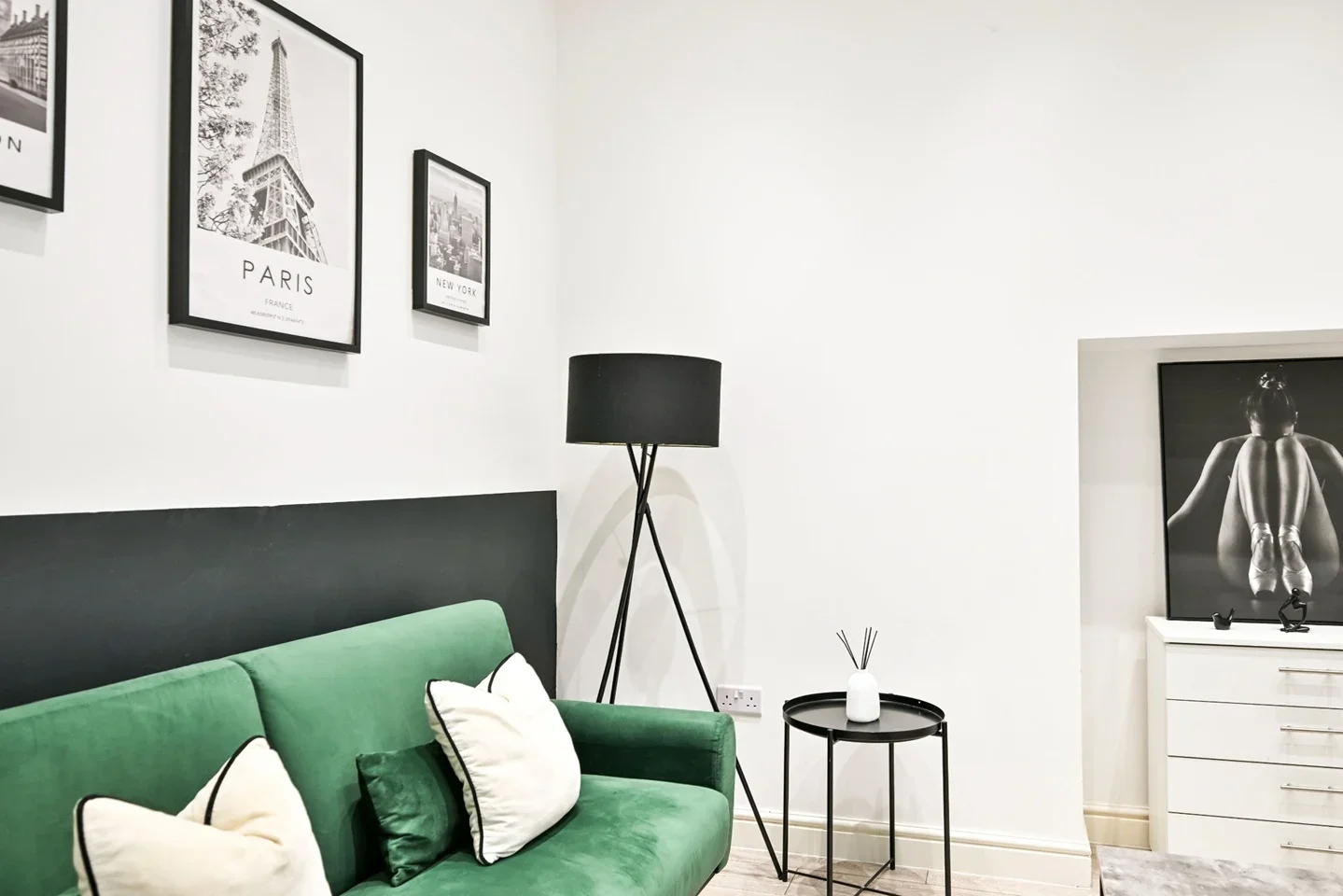 Flat The Broadway in Greater London