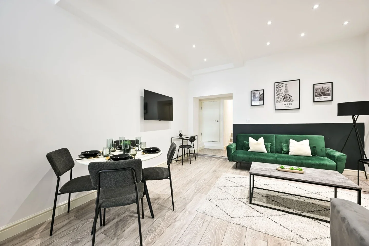 Flat The Broadway in Greater London