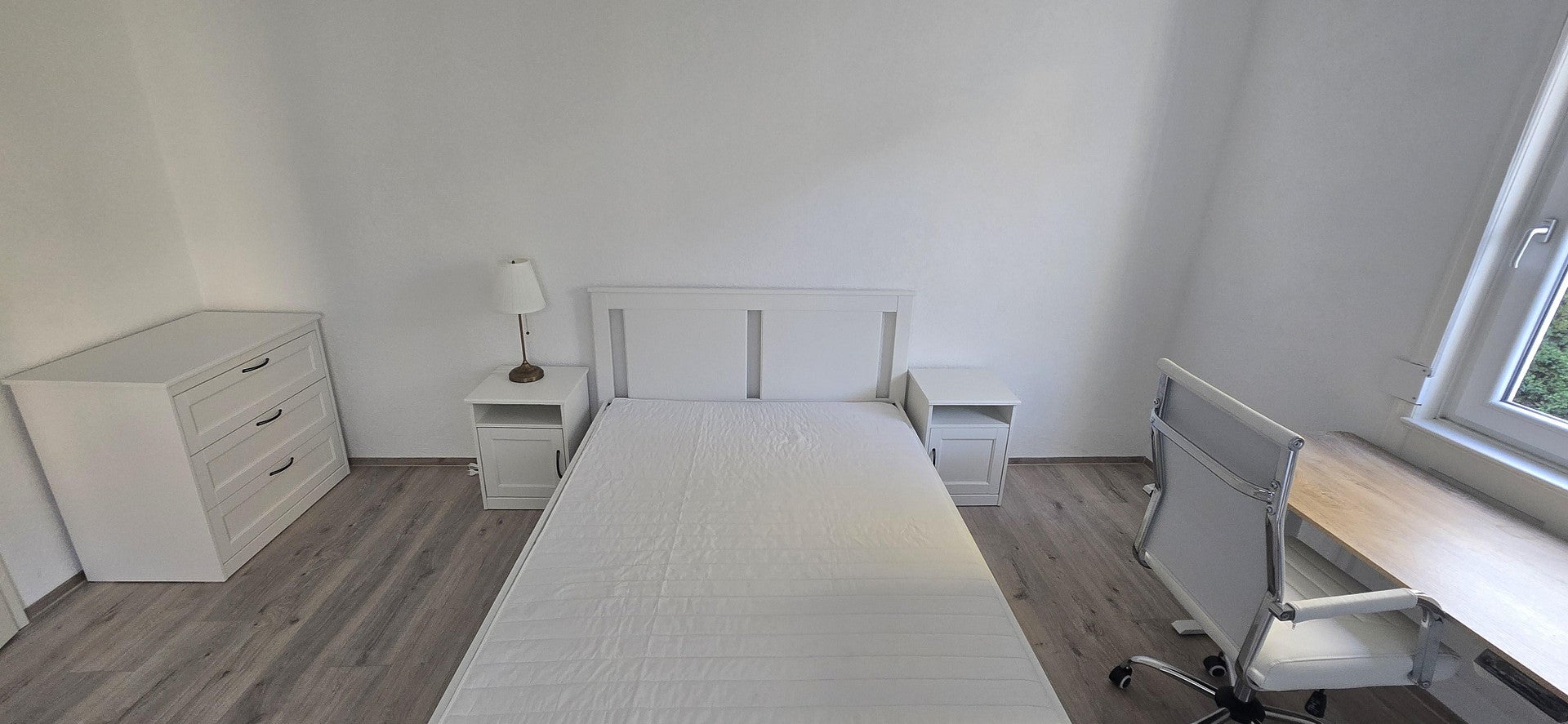 Zimmer Duisburger Straße in Stuttgart