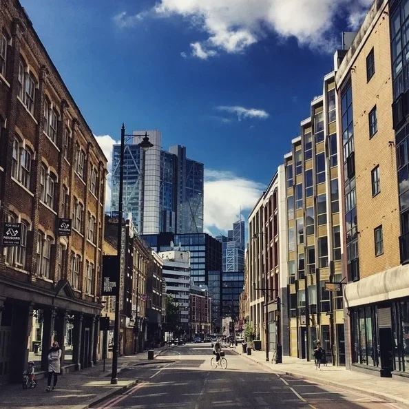Room Pitfield Street in Greater London