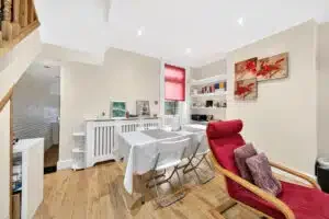 House Livingstone Road in Greater London