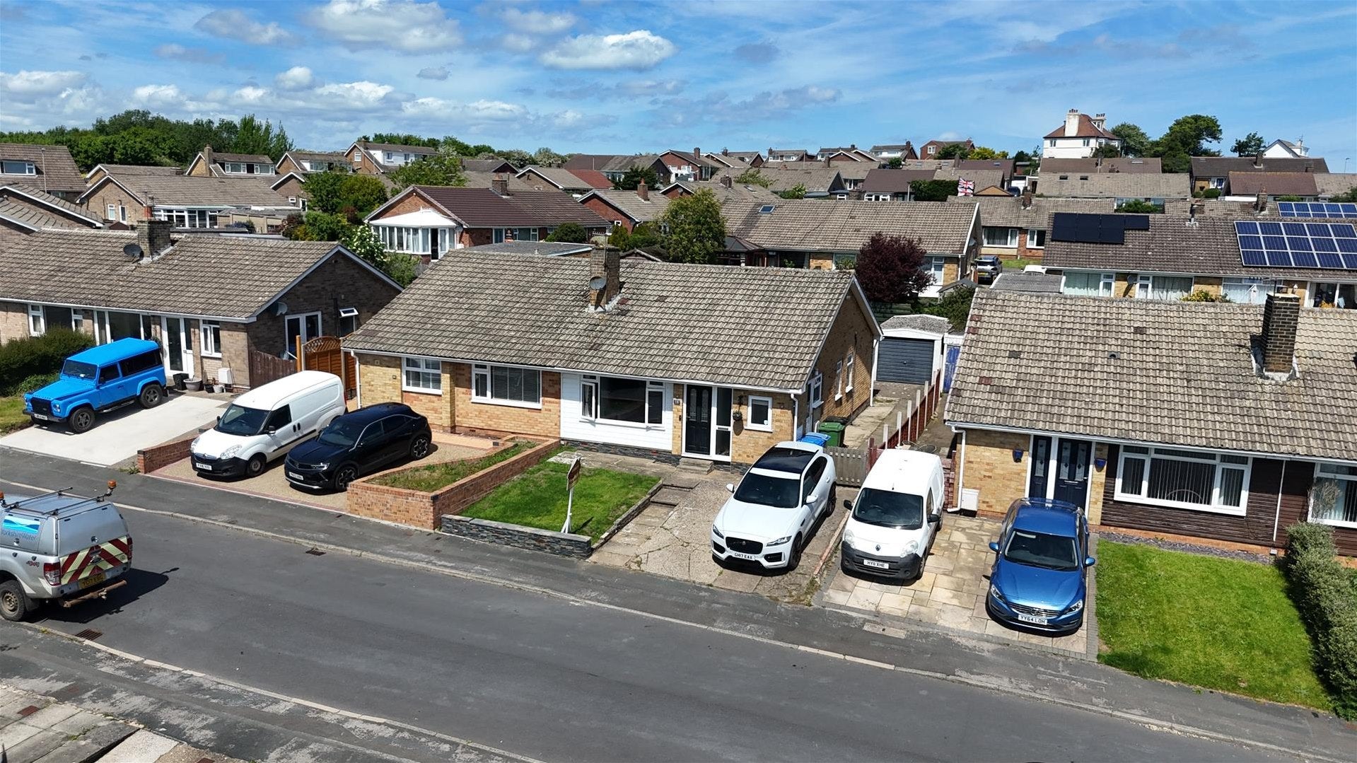 House Osgodby Crescent in Osgodby