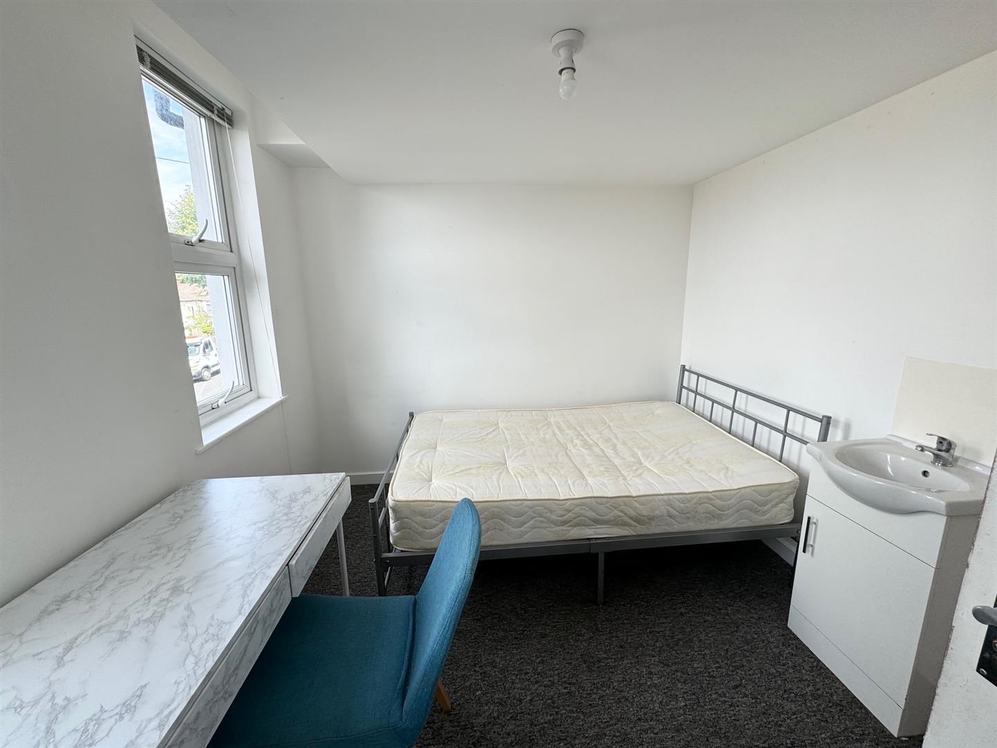 Flat Hartington Place in Brighton