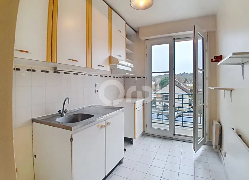 Flat Rue de la Rochette in Melun