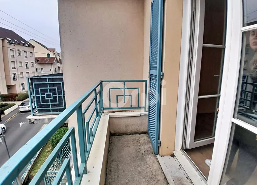 Flat Rue de la Rochette in Melun