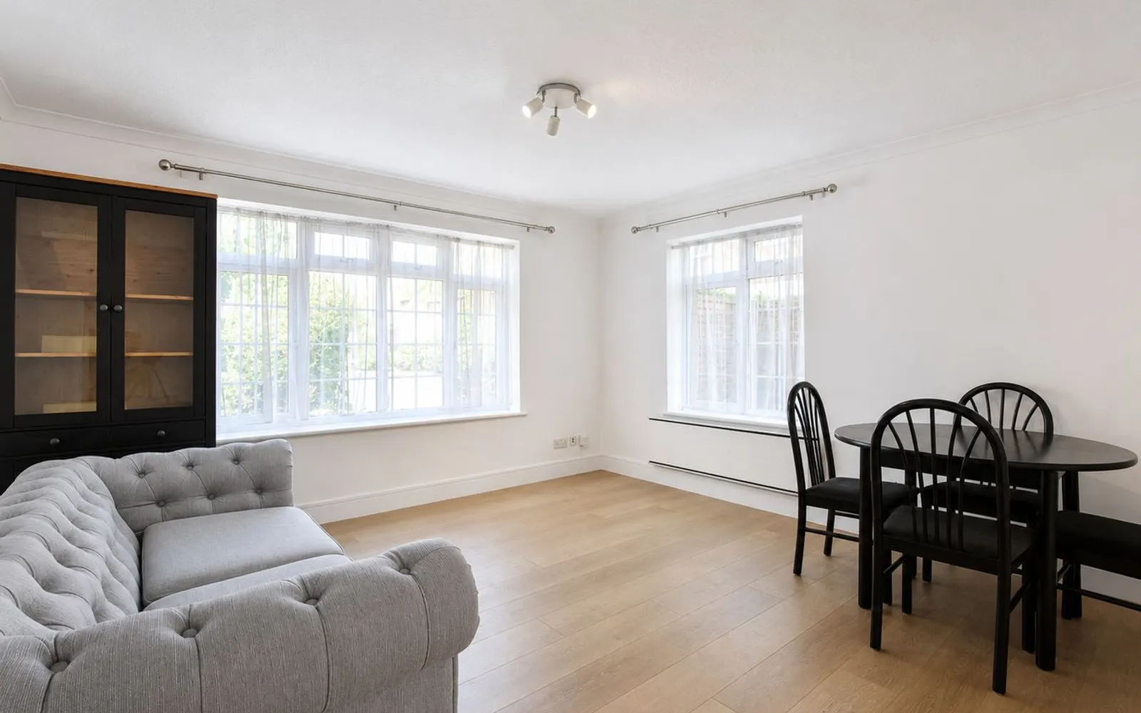 Flat Hillcrest in Elmbridge