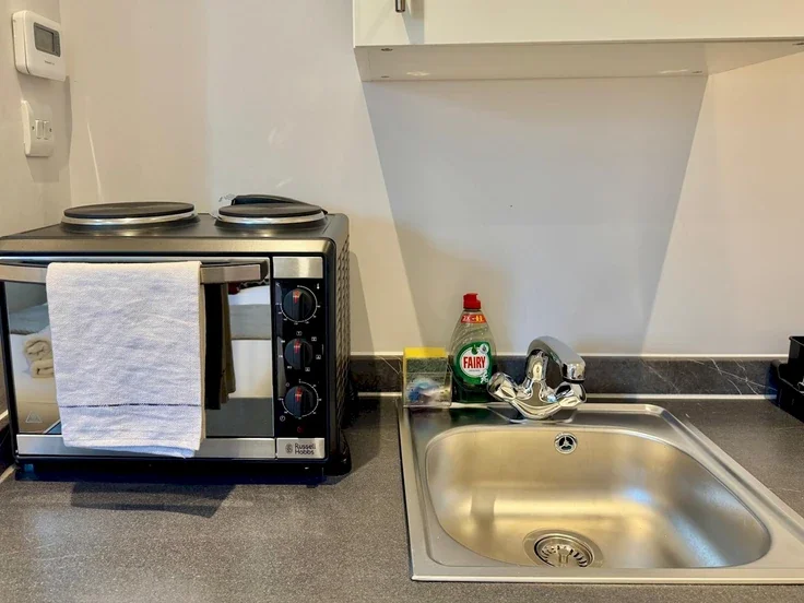 Room Bulwer Street in Greater London