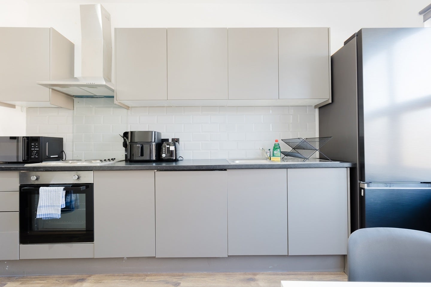 Flat Wandsworth High Street in Greater London