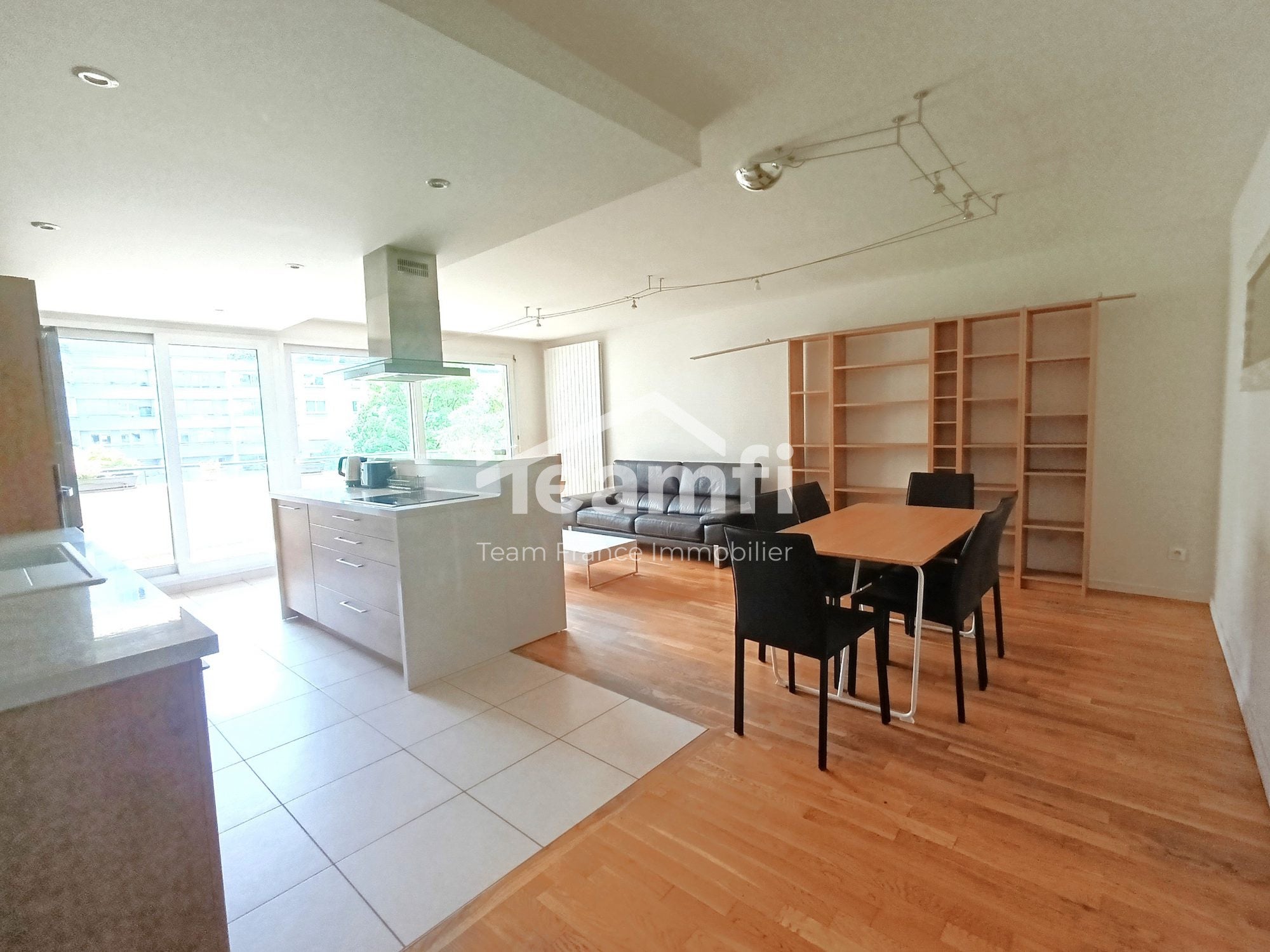 Appartement Avenue des Frères Lumière à Lyon