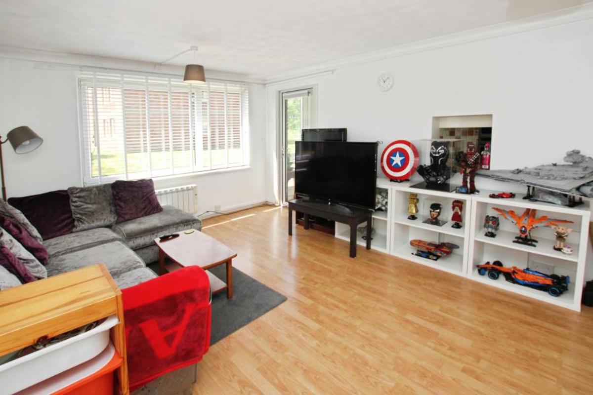 Flat Wellington Place in Bristol